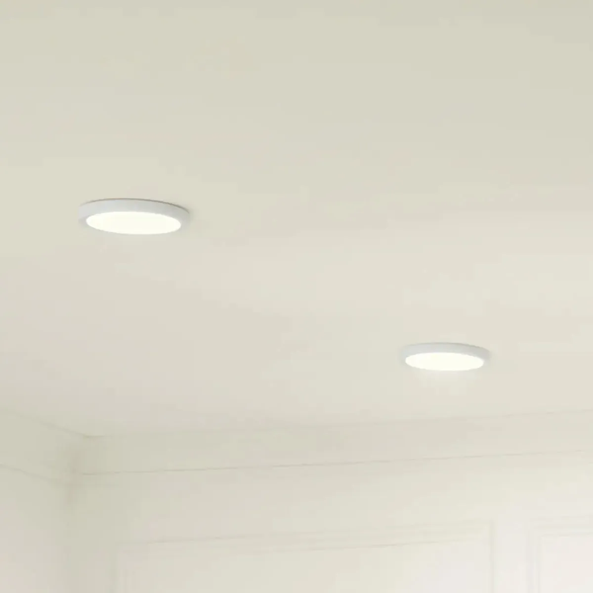 Ara 7" Round LED Flush Mount Light, White Finish