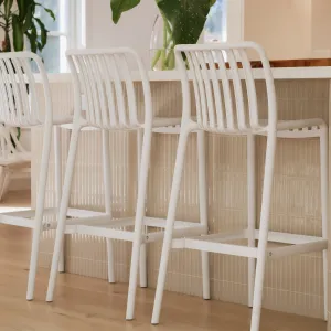 Bertioga White Outdoor Barstool