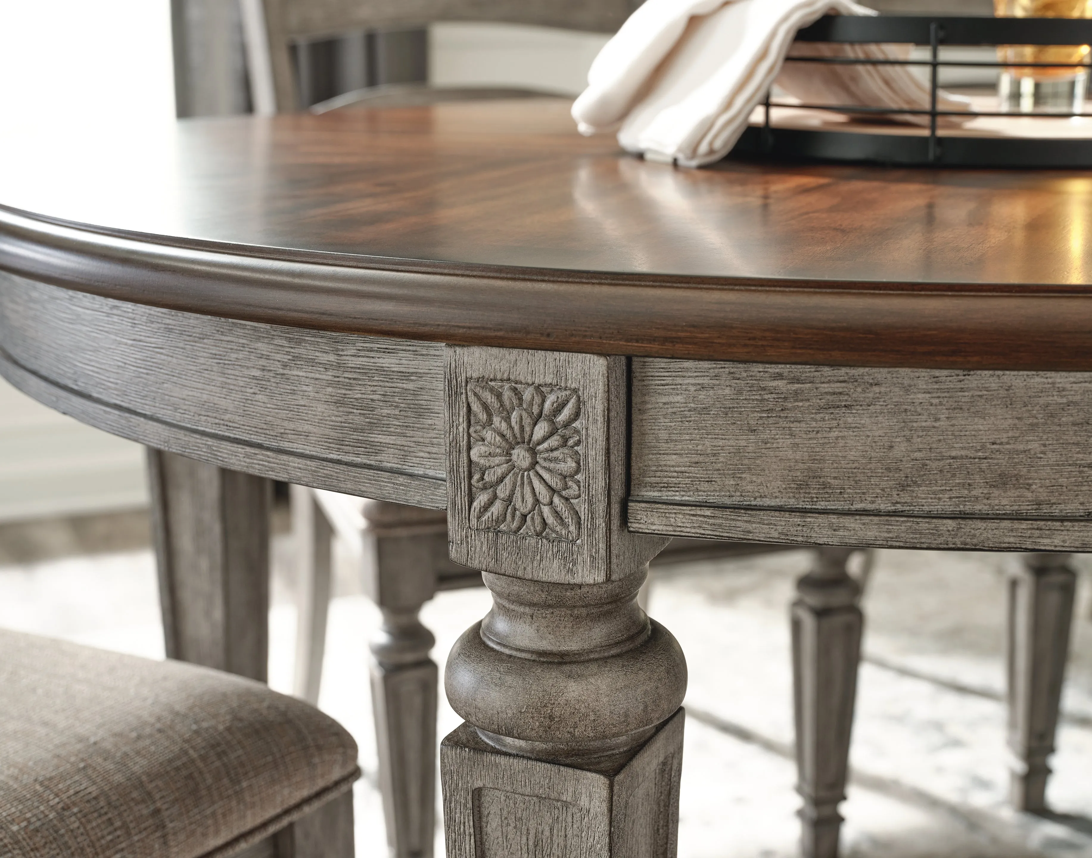 Lodenbay Dining Table and 4 Chairs in Two-tone