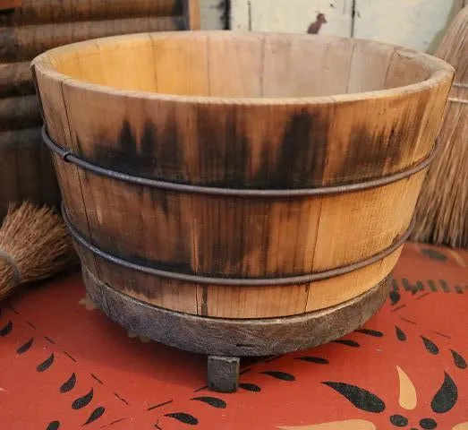 Old Staved Bucket Washday Gathering