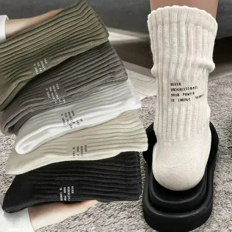 Sohiwoo Cotton Letter Socks Men and Women Sports Breathable New Designer Crew Socks Autumn Winter Solid Casual Skateboard Hiphop Sock