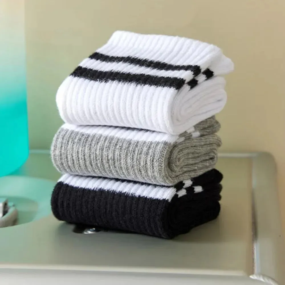 Sohiwoo Fashion Stirped Cotton Socks for Women Men Breathable Middle Tube Socks Solid Color White Black Sports Crew Socks Stockings